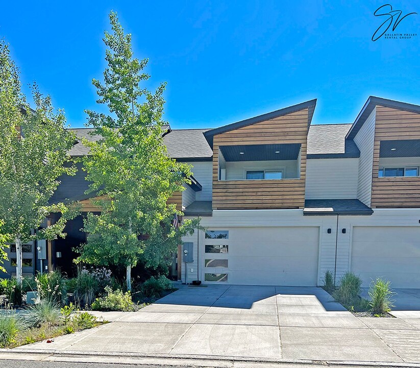 2316 Renee Way in Bozeman, MT - Building Photo