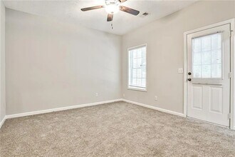 754 Celeste Ln in Atlanta, GA - Building Photo - Building Photo