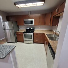 803 Garden Cir in Streamwood, IL - Building Photo - Building Photo