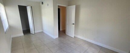 4850 Sable Pine Cir, Unit C1 in West Palm Beach, FL - Foto de edificio - Building Photo
