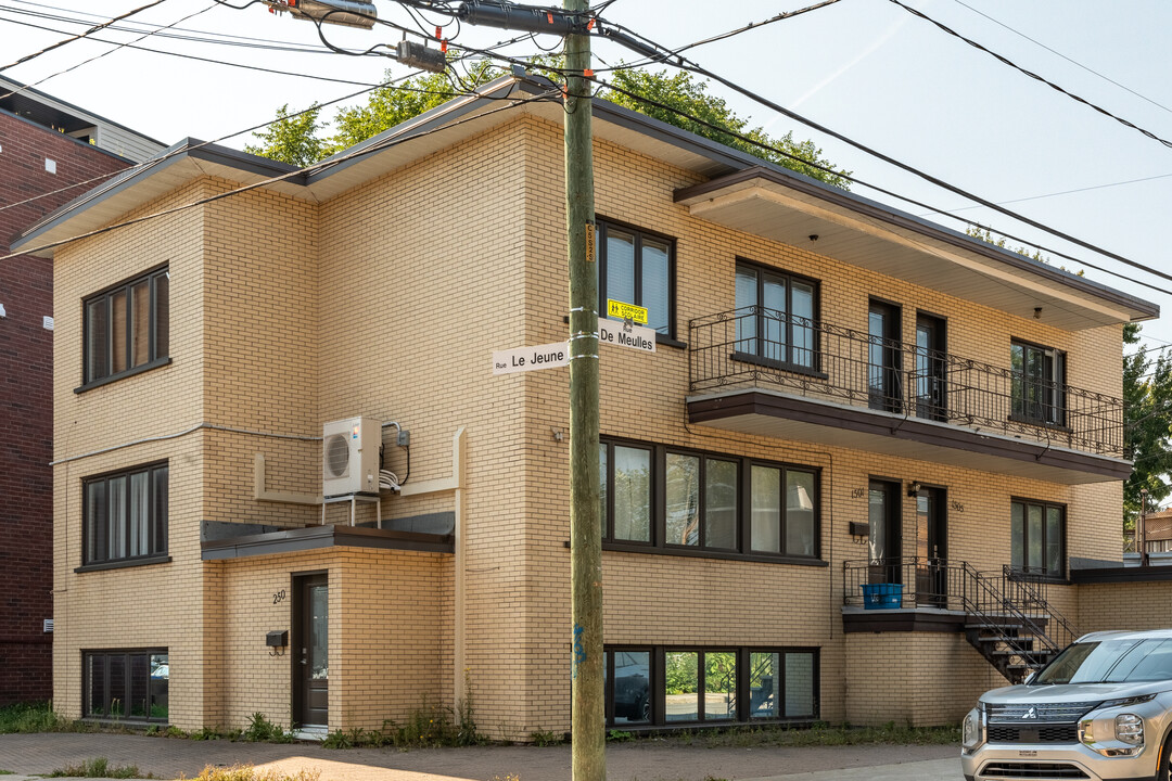 1505 De Meulles Rue in Québec, QC - Building Photo