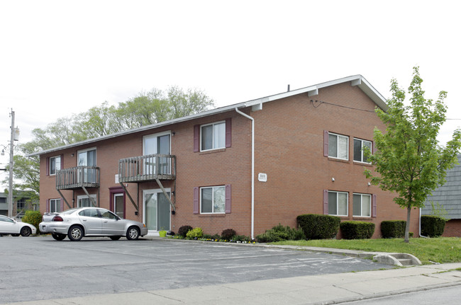 815 8th St in Bowling Green, OH - Building Photo - Building Photo