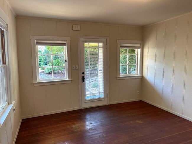 204 Caldwell Ave in Los Gatos, CA - Foto de edificio - Building Photo