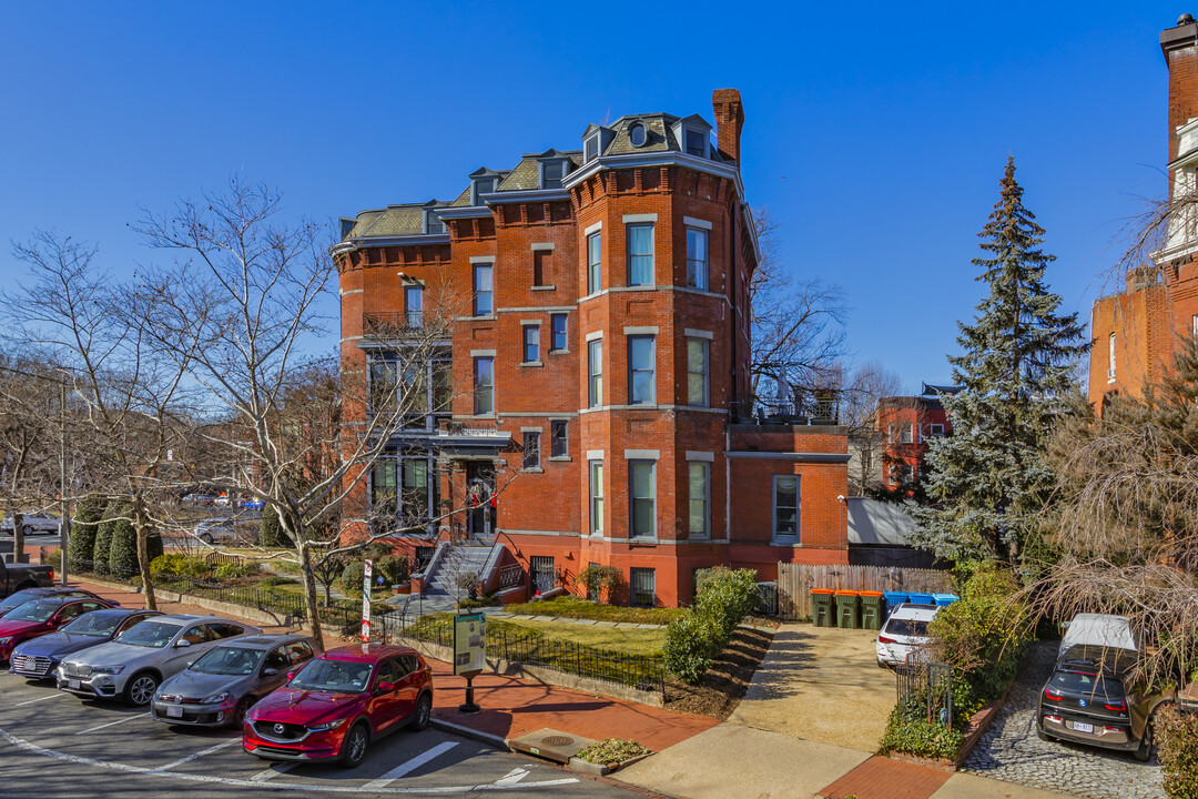 1500 Vermont Ave NW in Washington, DC - Building Photo