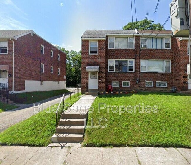property at 212 N Wycombe Ave