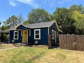 315 Hobson St in Weatherford, TX - Building Photo