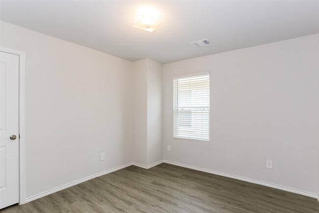 property at 21522 Kimro Ln