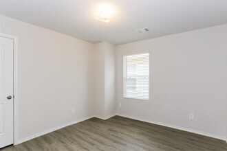 21510 Kimro Ln in Houston, TX - Building Photo - Building Photo