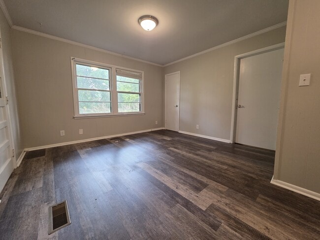 4204 Lakeview Dr NW in Huntsville, AL - Building Photo - Building Photo