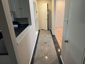 881 Wax Myrtle Ln in Houston, TX - Building Photo - Building Photo