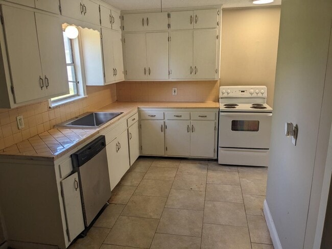 3470 Kipling Dr in Beaumont, TX - Building Photo - Building Photo