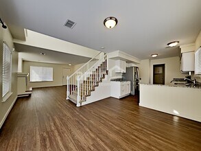 18835 Burlington Pl in Denver, CO - Building Photo - Building Photo