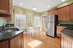 76 Marine Rd, Unit 3 in Boston, MA - Building Photo