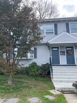 115 Benson St in Bridgeport, CT - Building Photo