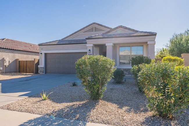 1121 E Viola Ct in Casa Grande, AZ - Building Photo - Building Photo