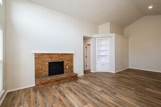 7623 NW 105th Terrace in Oklahoma City, OK - Building Photo - Building Photo