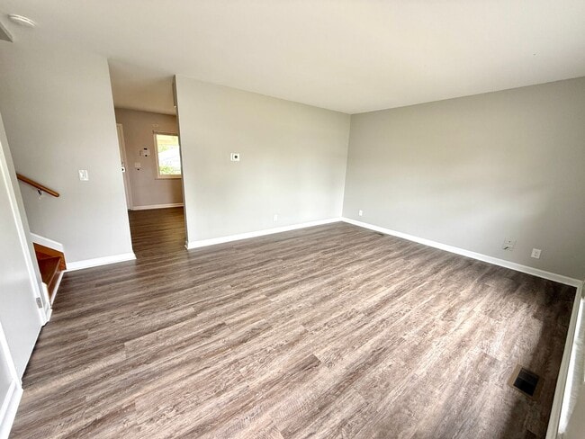 575 W Market St in Springboro, OH - Building Photo - Building Photo