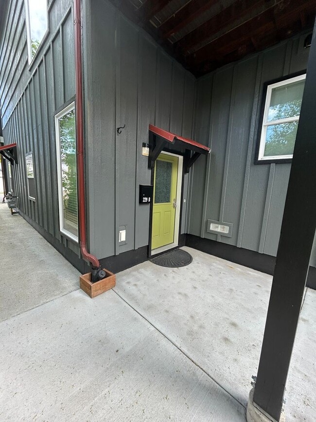 229 3rd Ave E in Kalispell, MT - Building Photo - Building Photo