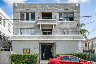 959 SW 5th St in Miami, FL - Building Photo - Building Photo