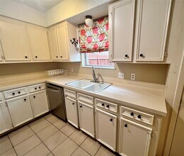 2403 La Rochelle Dr in Cedar Park, TX - Building Photo - Building Photo