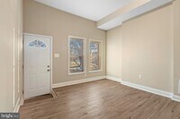 2124 E Hoffman St photo'