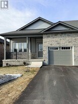 222 Adley Dr in Brockville, ON - Building Photo