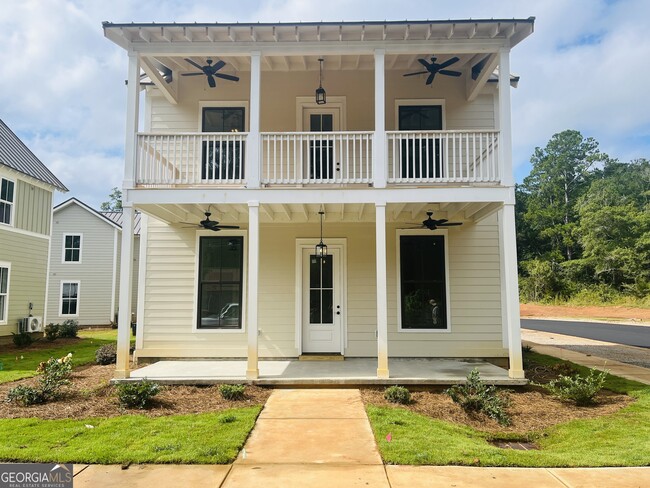 property at 101 Gardenia Ln