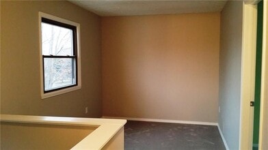 22 Partridgeberry Way in West Henrietta, NY - Building Photo - Building Photo