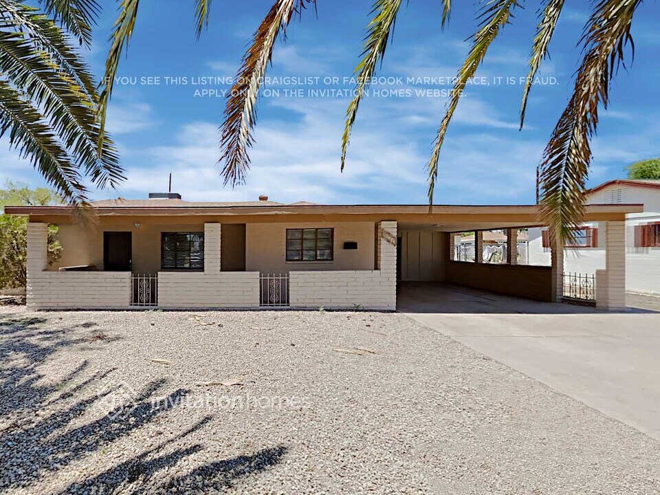 8222 N 30th Dr in Phoenix, AZ - Building Photo
