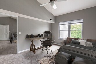 Central Park Apartments in Okemos, MI - Building Photo - Building Photo