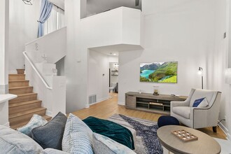 8 Coral Ridge in Laguna Niguel, CA - Foto de edificio - Building Photo