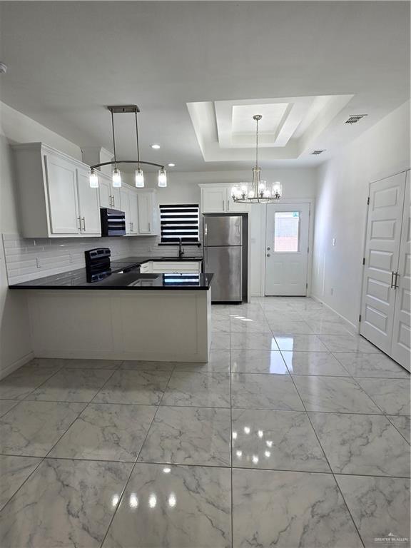 14 W Woodson Dr in Edinburg, TX - Building Photo - Building Photo