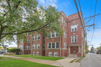 1615-1617 W Highland Ave in Chicago, IL - Building Photo - Building Photo