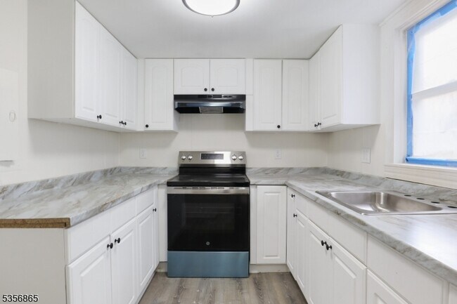 377 S Main St in Phillipsburg, NJ - Building Photo - Building Photo