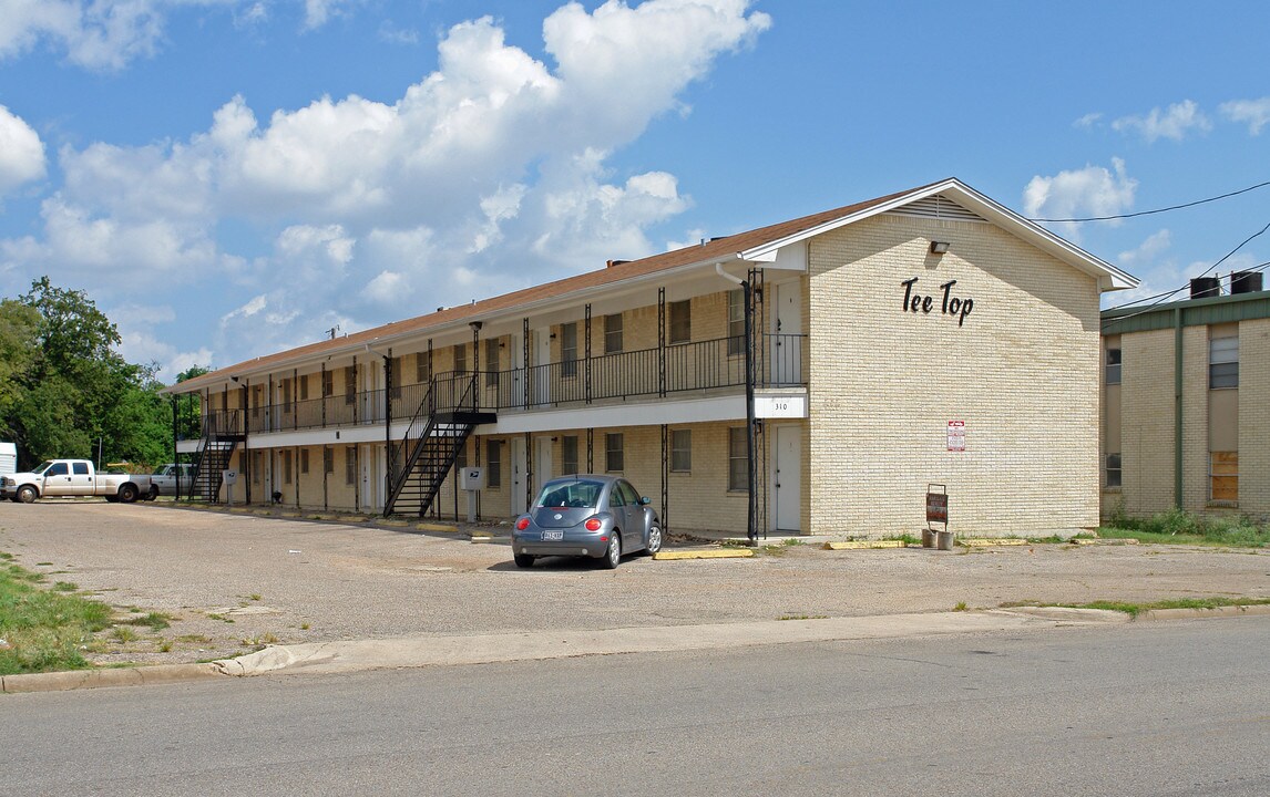 Tee Top in Killeen, TX - Building Photo