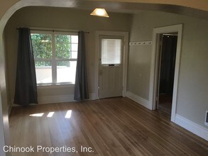 1576 Jefferson St in Eugene, OR - Building Photo - Building Photo