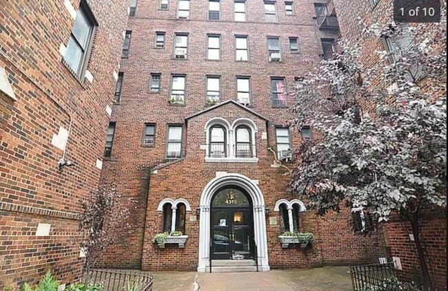 property at 4315 46th St