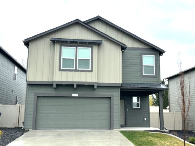 20410 E Legacy Spgs Ct in Liberty Lake, WA - Foto de edificio