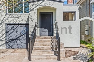 1051 Stannage Ave in Albany, CA - Building Photo - Building Photo