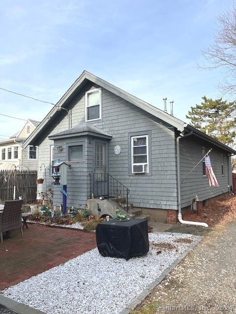 62 Limewood Ave in Branford, CT - Building Photo - Building Photo