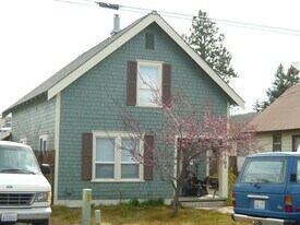 1106 N B St in Ellensburg, WA - Building Photo