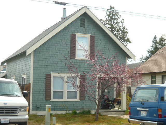 property at 1106 N B St