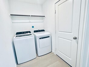 3116 Twisted Myrtle Dr in Conroe, TX - Building Photo - Building Photo