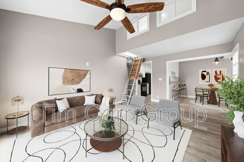 1001 W Stevens Ave in Santa Ana, CA - Building Photo