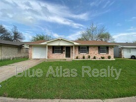 6510 Cinnamon Oaks Dr in Dallas, TX - Building Photo