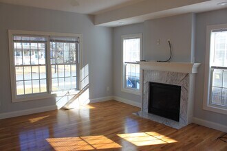 22 Church St in Southington, CT - Building Photo - Building Photo