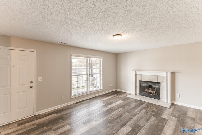 6967 Wall Triana Hwy in Madison, AL - Building Photo - Building Photo