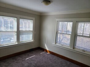 3827 University Ave in Des Moines, IA - Building Photo - Building Photo