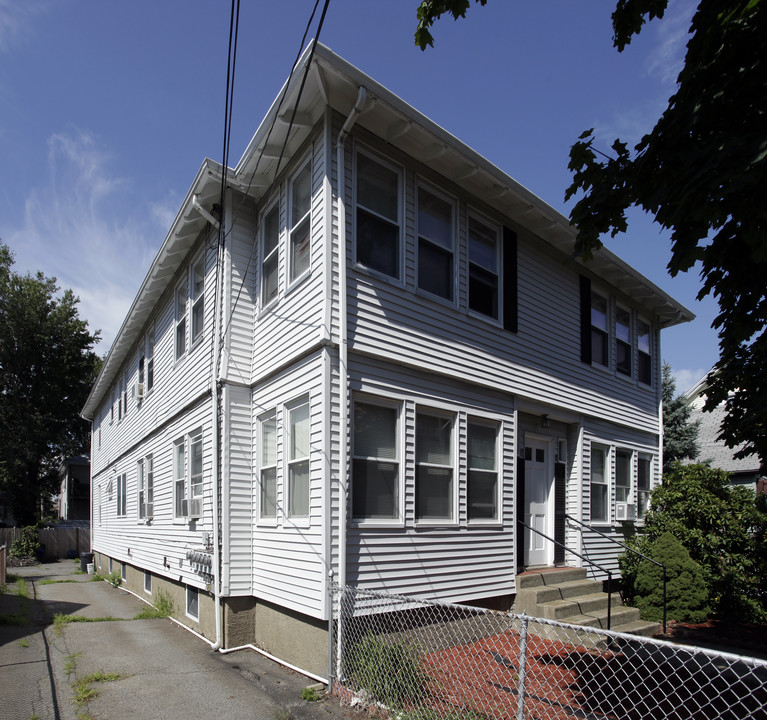 33-35 Farrington St in Quincy, MA - Building Photo