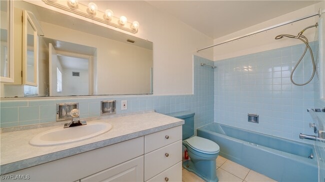 property at 4228 SE 19th Ave